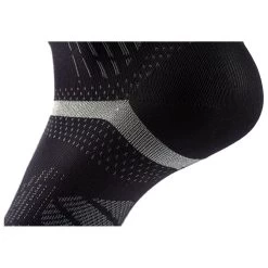 Chaussettes Sidas Run Feel Noir Jaune -Skiez en ligne. 05a99fee4c3fffc487c595035b10ba3b987ff558 E22SIDAACC2379559 902