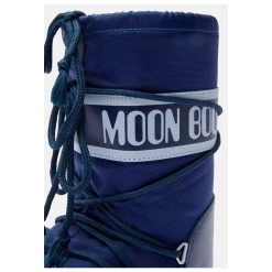 Chaussures Après-ski Moon Boot Nylon Blue Jr -Skiez en ligne. 3afb88ba9022c9d04b91b77c8239e8bf3c535fff H19MOONCHA001 902