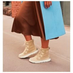 Chaussures Après-ski Sorel Explorer II Joan Cozy Nova Sand -Skiez en ligne. 61798a5453258ad9944569bff042bf0f7812ab9e H23SORECHA2324146 903